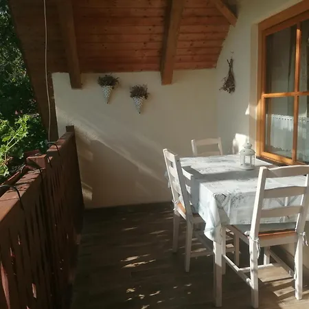 Naturkert Vendeghaz * Varvolgy