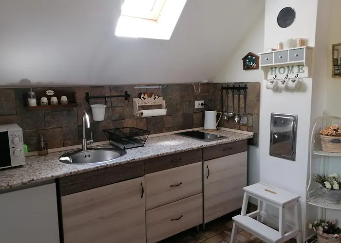 Naturkert Vendeghaz * Varvolgy